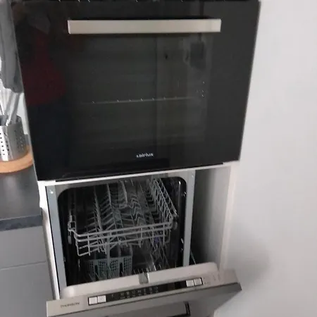 Maison Marie Curie Hotel *